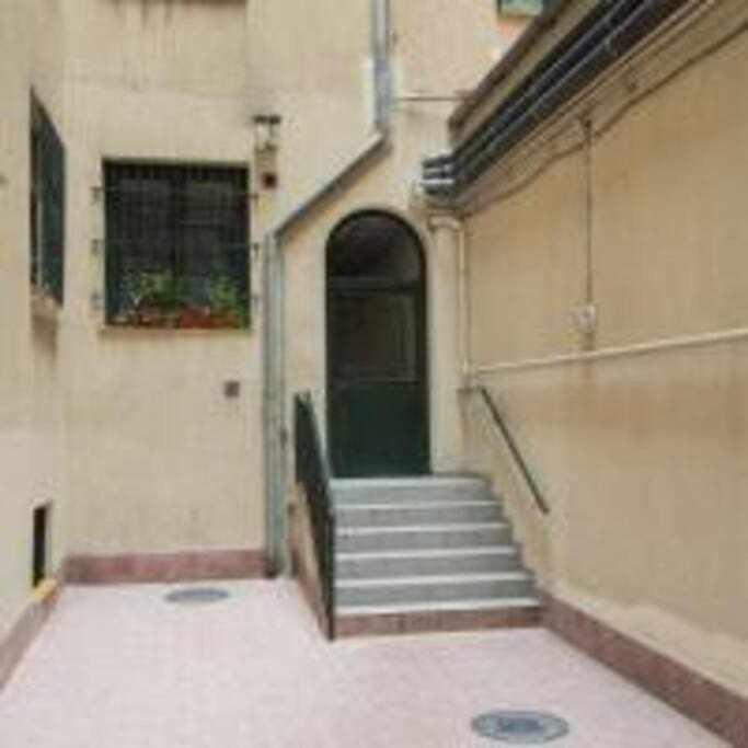 Apartamento Sotano En Gran Via Мадрид Экстерьер фото